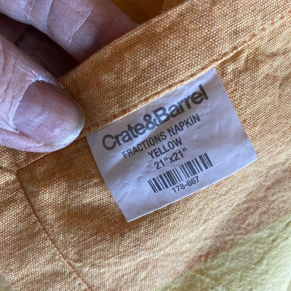 Crate and Barrel fractions Napkins Spice‎ 21 x 21 Set of 6 yellow orange cotton